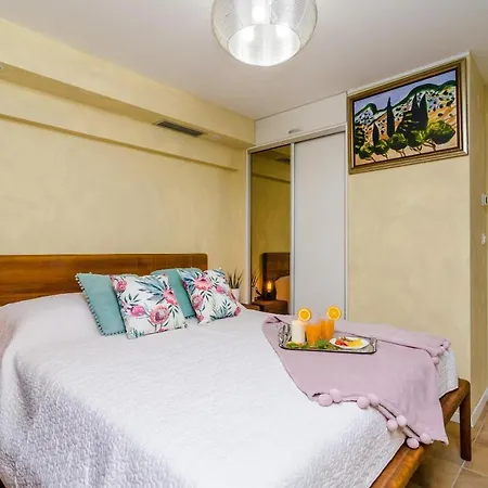 City Getaway - Studio * Ragusa